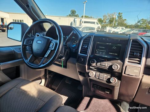 Used 2015 Ford F150 XLT w/ Equipment Group 302A Luxury image 39