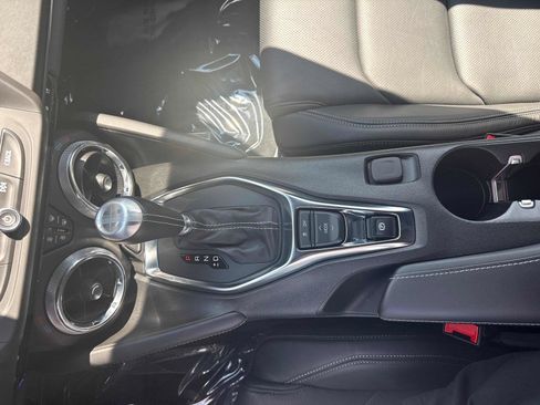 Used 2023 Chevrolet Camaro SS RWD image 21