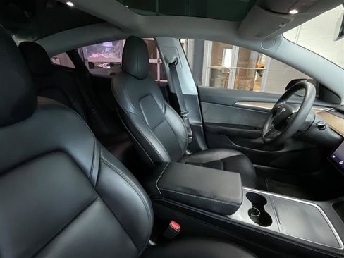 Used 2022 Tesla Model 3 Long Range AWD/4WD image 27