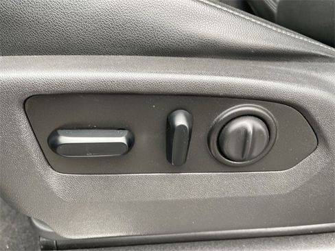 Used 2019 Chevrolet Silverado 1500 LTZ w/ LTZ Premium Package image 12