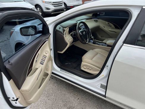 Used 2015 Buick LaCrosse Leather w/ Experience Buick Package FWD image 13
