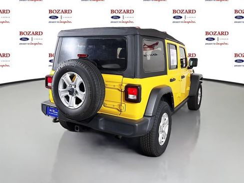 Used 2021 Jeep Wrangler Unlimited Sport AWD/4WD image 8