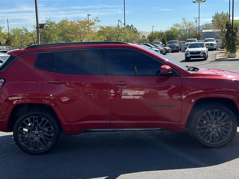 Used 2022 Jeep Compass Limited AWD/4WD image 4