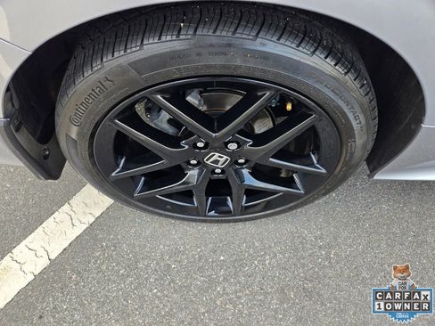 Used 2023 Honda Civic Sport image 11
