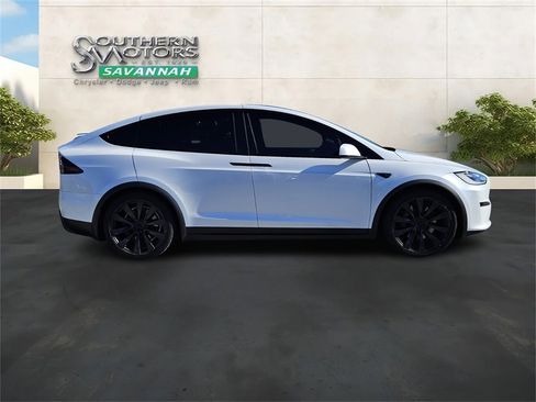 Used 2022 Tesla Model X image 6
