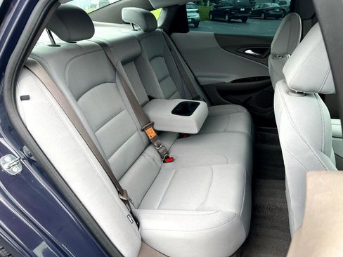 Used 2025 Chevrolet Malibu LT image 57