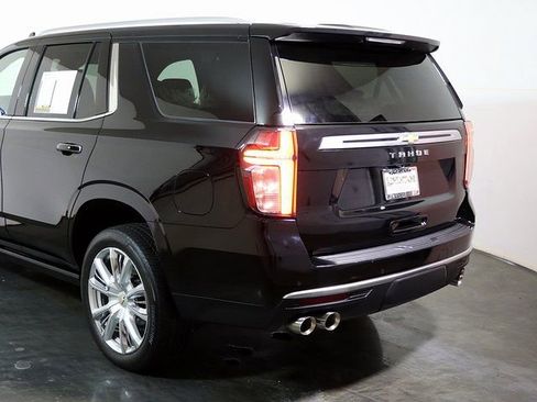 Used 2023 Chevrolet Tahoe High Country w/ Premium Package 2 AWD/4WD image 11