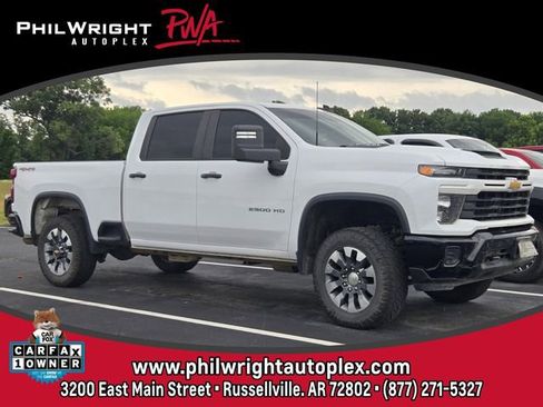 Used 2024 Chevrolet Silverado 2500 Custom w/ Custom Convenience Package AWD/4WD image 1