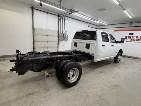 Used 2021 RAM 3500 Tradesman image 3