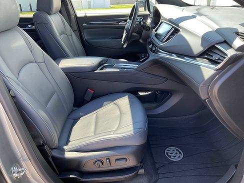 Certified 2023 Buick Enclave Essence w/ Experience Buick Package AWD/4WD image 17