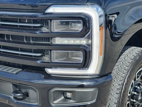 Used 2025 Ford F250 Platinum AWD/4WD image 8