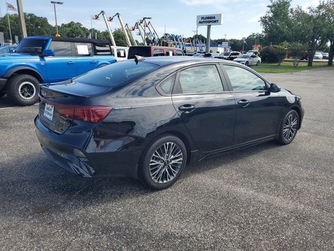 Used 2024 Kia Forte GT-Line FWD image 4