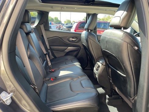 Certified 2022 Jeep Cherokee Limited image 14