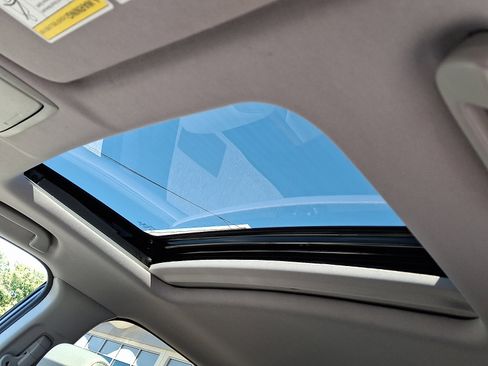 Used 2022 Honda CR-V EX image 15