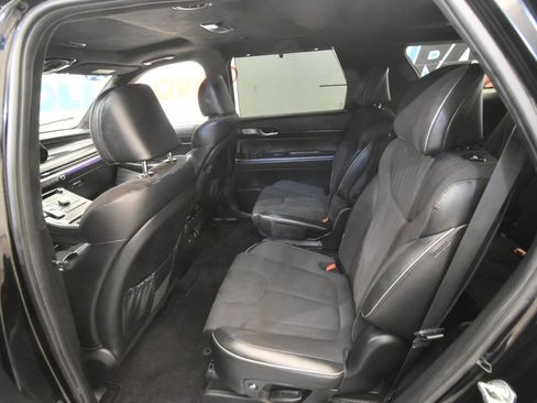 Used 2024 Hyundai Palisade Calligraphy AWD/4WD image 17