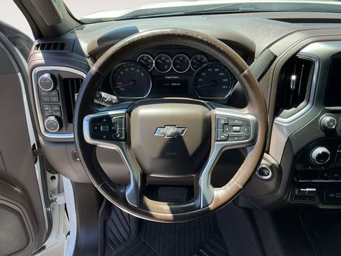 Used 2021 Chevrolet Silverado 1500 RST AWD/4WD image 9