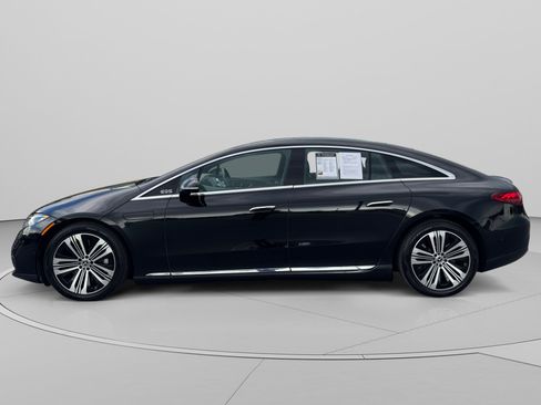 Used 2022 Mercedes-Benz EQS 450+ Sedan image 2