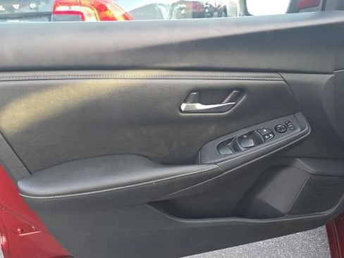 Used 2024 Nissan Sentra SV FWD image 14
