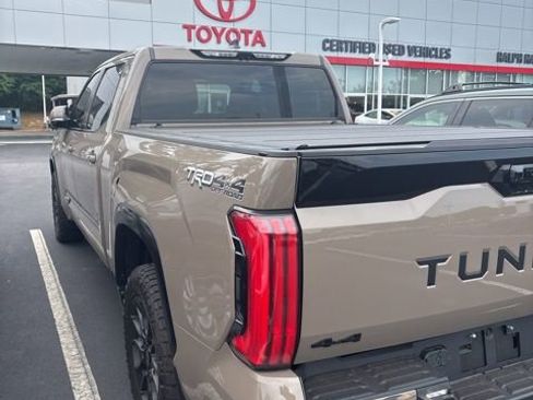 Used 2026 Toyota Tundra Platinum w/ TRD Off-Road Package AWD/4WD image 4