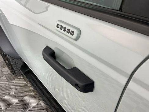 Used 2023 Ford Bronco Wildtrak AWD/4WD image 13