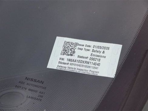 Used 2024 Nissan Titan SV w/ SV Bronze Edition Package image 26