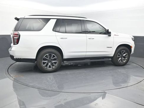 Used 2023 Chevrolet Tahoe Z71 w/ Luxury Package AWD/4WD image 30