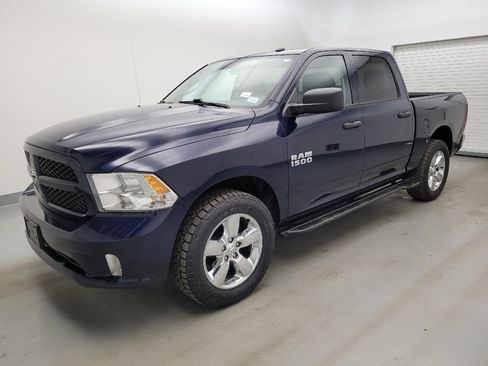 Used 2018 RAM 1500 Express w/ Express Value Package AWD/4WD image 2