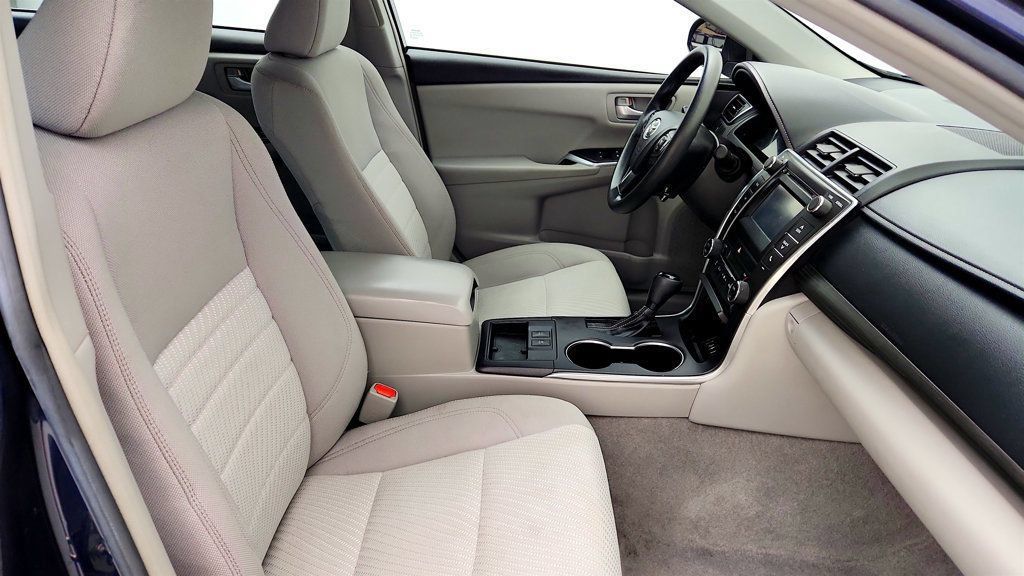 Used 2017 Toyota Camry LE FWD image 23