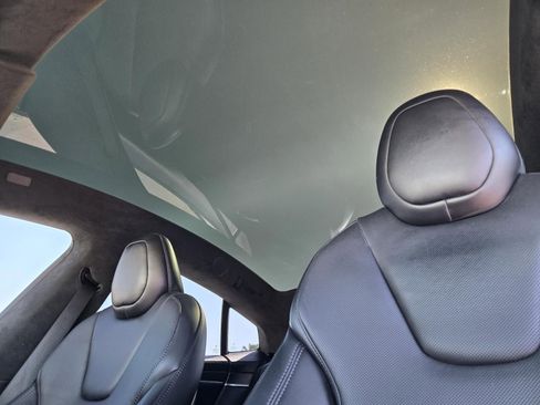 Used 2022 Tesla Model S image 20