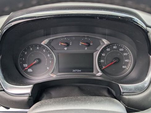 Used 2023 Chevrolet Traverse LT FWD image 14