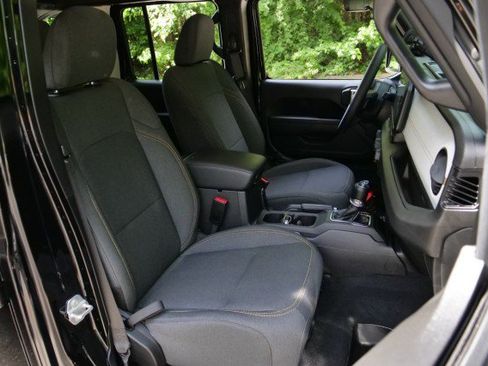 Used 2024 Jeep Wrangler Unlimited Sport AWD/4WD image 38