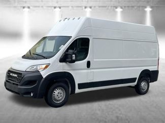Used 2024 RAM ProMaster 3500 w/ Convenience Group FWD video 2