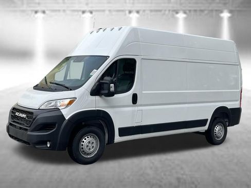 Used 2024 RAM ProMaster 3500 w/ Convenience Group FWD image 2