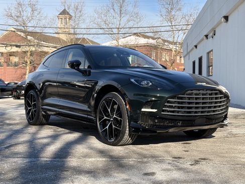 Used 2026 Aston Martin DBX 707 AWD/4WD image 8