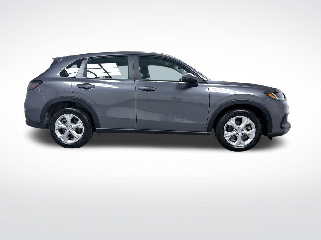 Used 2023 Honda HR-V LX image 10