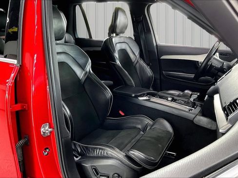 Used 2016 Volvo XC90 T6 R-Design w/ Vision Package AWD/4WD image 32