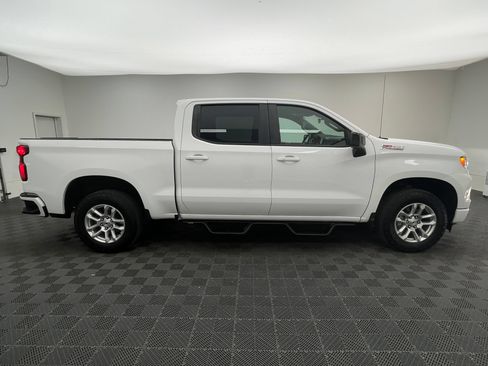 Used 2024 Chevrolet Silverado 1500 RST AWD/4WD image 6