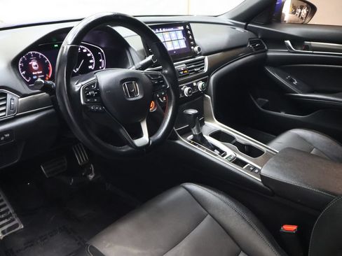 Used 2019 Honda Accord Sport image 18