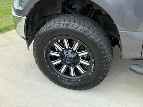 Used 2018 Ford F150 XLT w/ Equipment Group 301A Mid AWD/4WD image 5