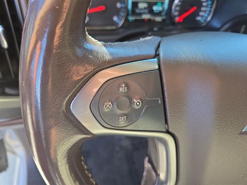 Used 2018 Chevrolet Silverado 1500 LT w/ All Star Edition image 9