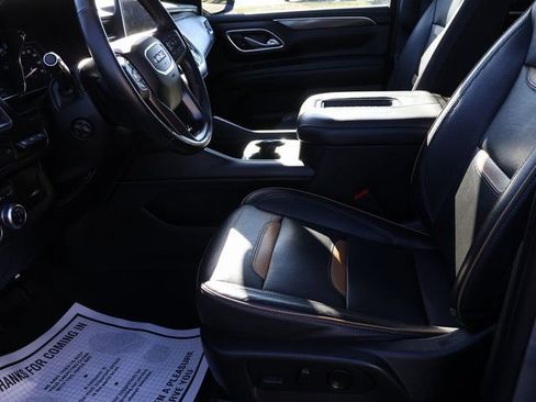 Used 2021 GMC Yukon AT4 w/ Technology Package image 42