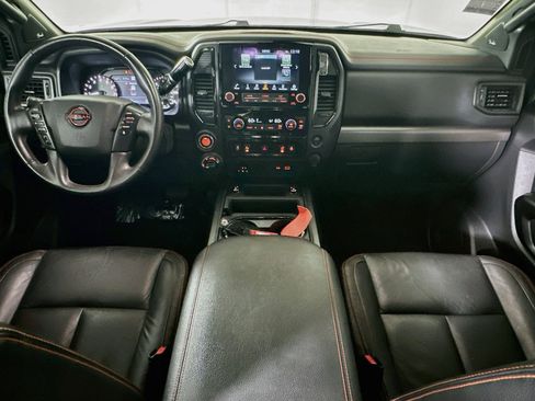 Used 2023 Nissan Titan PRO-4X w/ Pro-4x Convenience Package AWD/4WD image 27