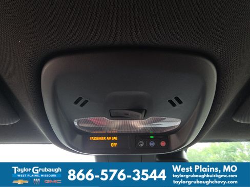 Used 2025 Buick Envista Preferred w/ Convenience I Package FWD image 24