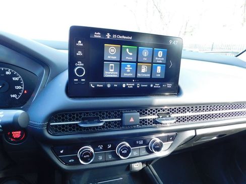 Used 2024 Honda HR-V EX-L image 10