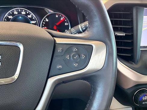 Certified 2018 GMC Acadia Denali w/ Technology Package AWD/4WD image 12