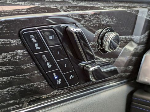 New 2025 Cadillac Escalade IQ Luxury 1 image 18