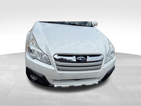 Used 2013 Subaru Outback 3.6R Limited AWD/4WD image 7