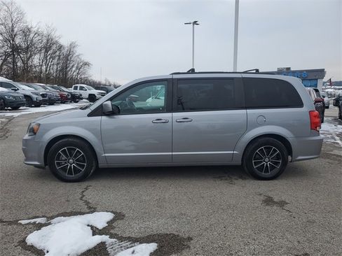 Used 2019 Dodge Grand Caravan GT image 7