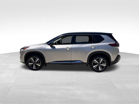 Used 2023 Nissan Rogue Platinum w/ Platinum Premium Package FWD image 4