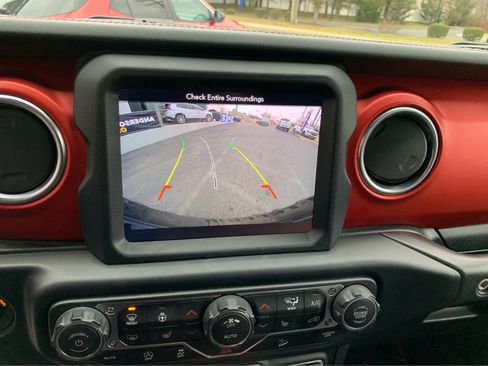 Used 2019 Jeep Wrangler Unlimited Rubicon image 18